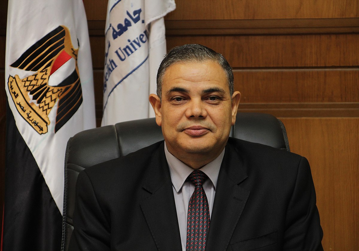 عبد الرازق دسوقي، رئيس جامعة كفر الشيخ