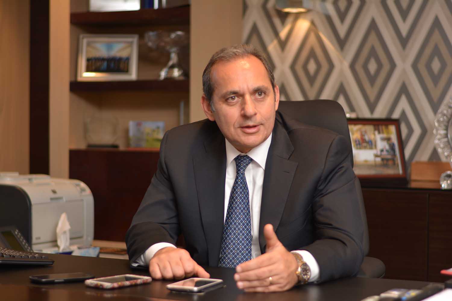  هشام عكاشة، رئيس مجلس إدارة البنك الأهلى