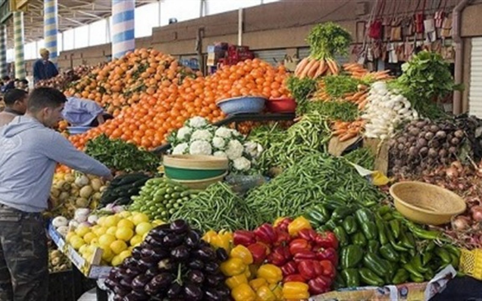  الخضروات والفاكهة فى الأسواق 