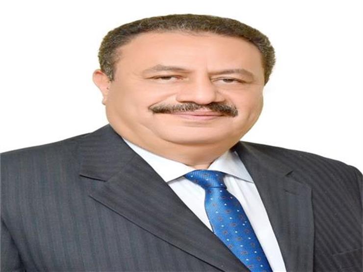  رضا عبد القادر رئيس مصلحة الضرائب