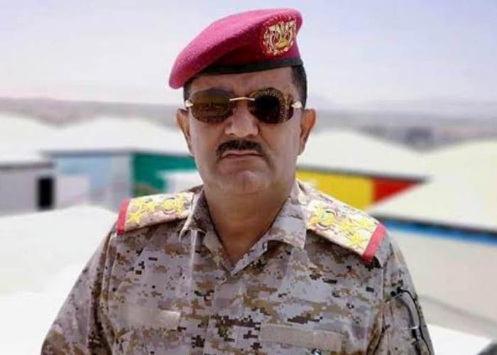 وزير الدفاع اليمني 
