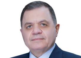 وزير  الداخلية اللواء محمود توفيق
