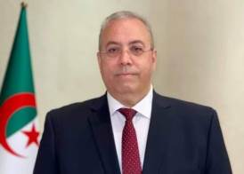 وزير الصناعة الجزائري أحمد زغدار