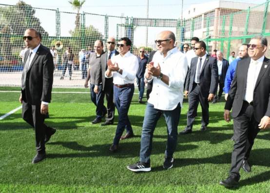 وزير الرياضة 