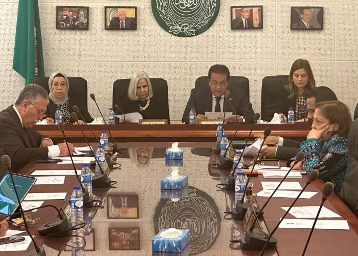 وزير الصحة والسكان وزير الصحة والسكان