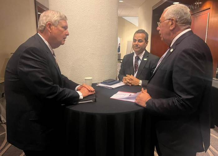 جانب من اللقاء