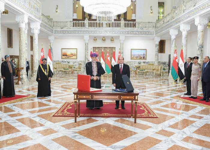 الرئيس السيسي وسلطان عمان الرئيس السيسي وسلطان عمان