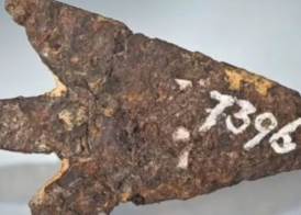 اكتشاف سلاح قديم مصنوع من بقايا نيزك حديدي في سويسرا يبلغ عمره 3000 عام