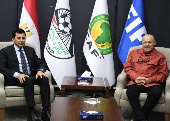 وزير الرياضة ورئيس الجبلاية 