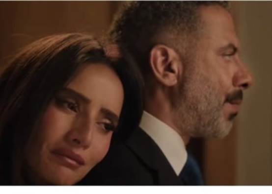 ورد وشوكولاتة 