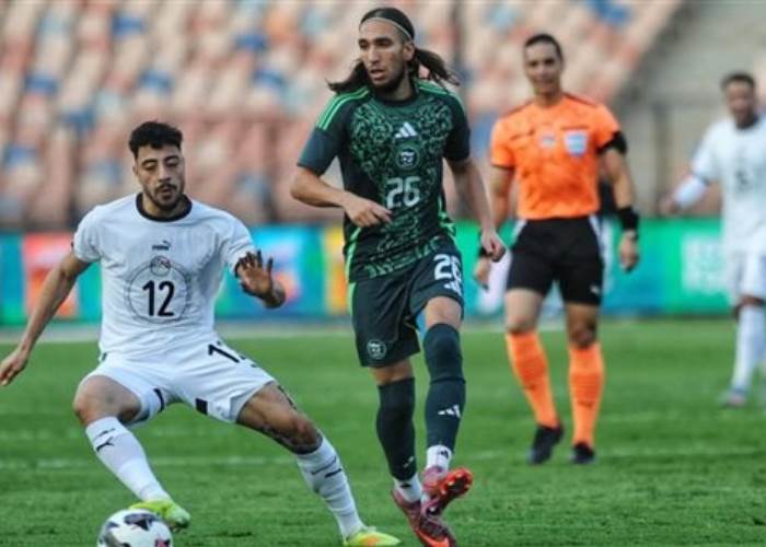 منتحب مصر والجزائر