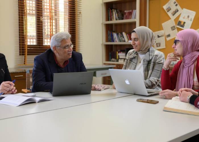 الجامعة الأمريكية الجامعة الأمريكية