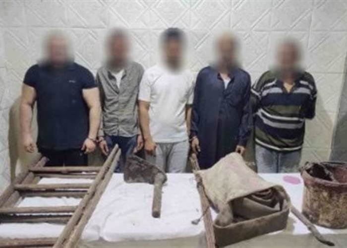 التنقيب عن الاثار التنقيب عن الاثار