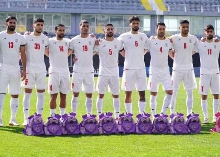 لاعبو منتخب إيران
