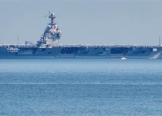 حاملة الطائرات 