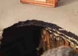 هبوط أرضى فى حدائق المعادى