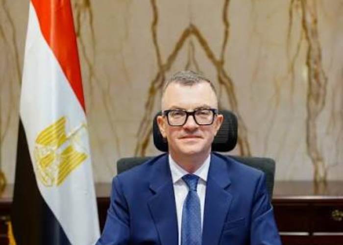 أحمد رستم 