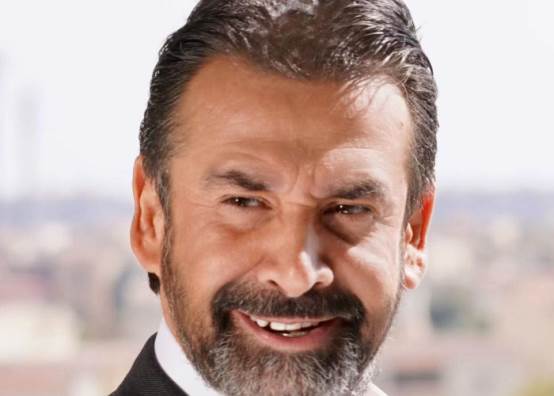 كريم عبد العزيز 